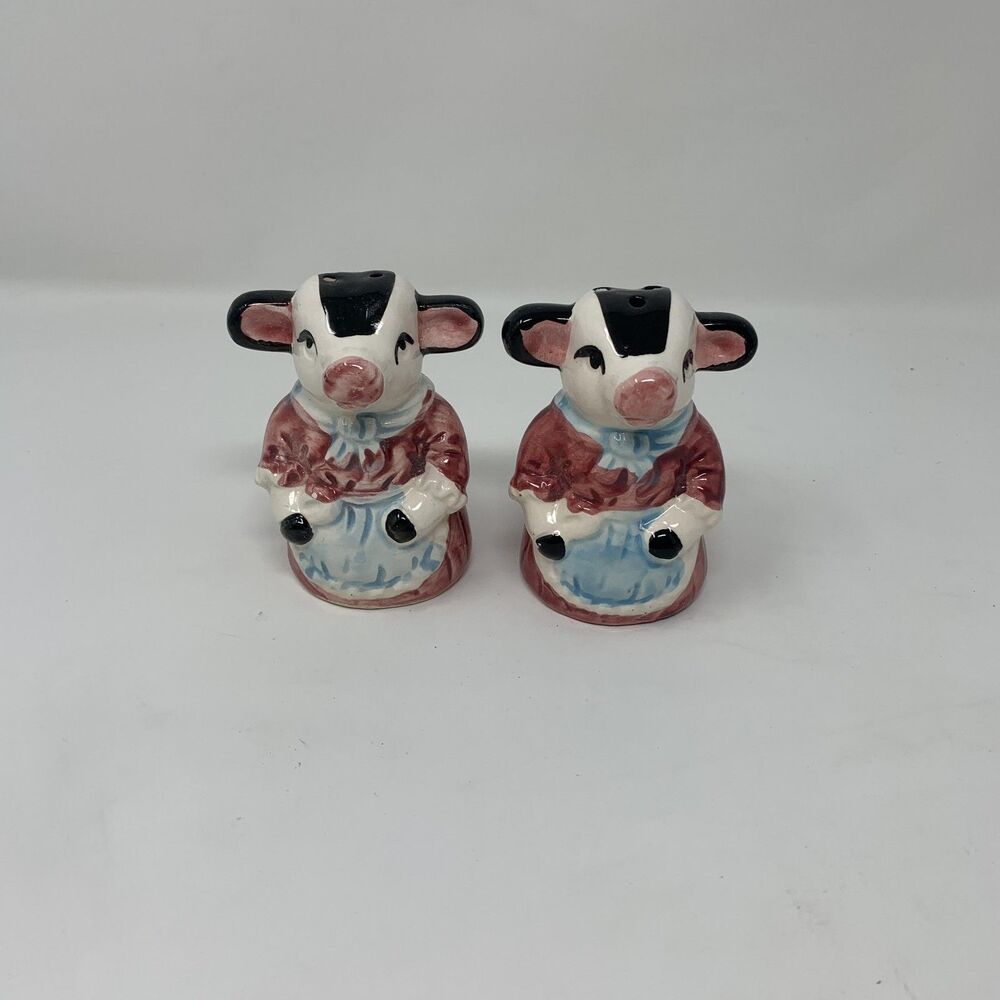 Vintage Ceramic Cow Salt Pepper Shakers Kitchen Decor Farmhouse Cottagecore